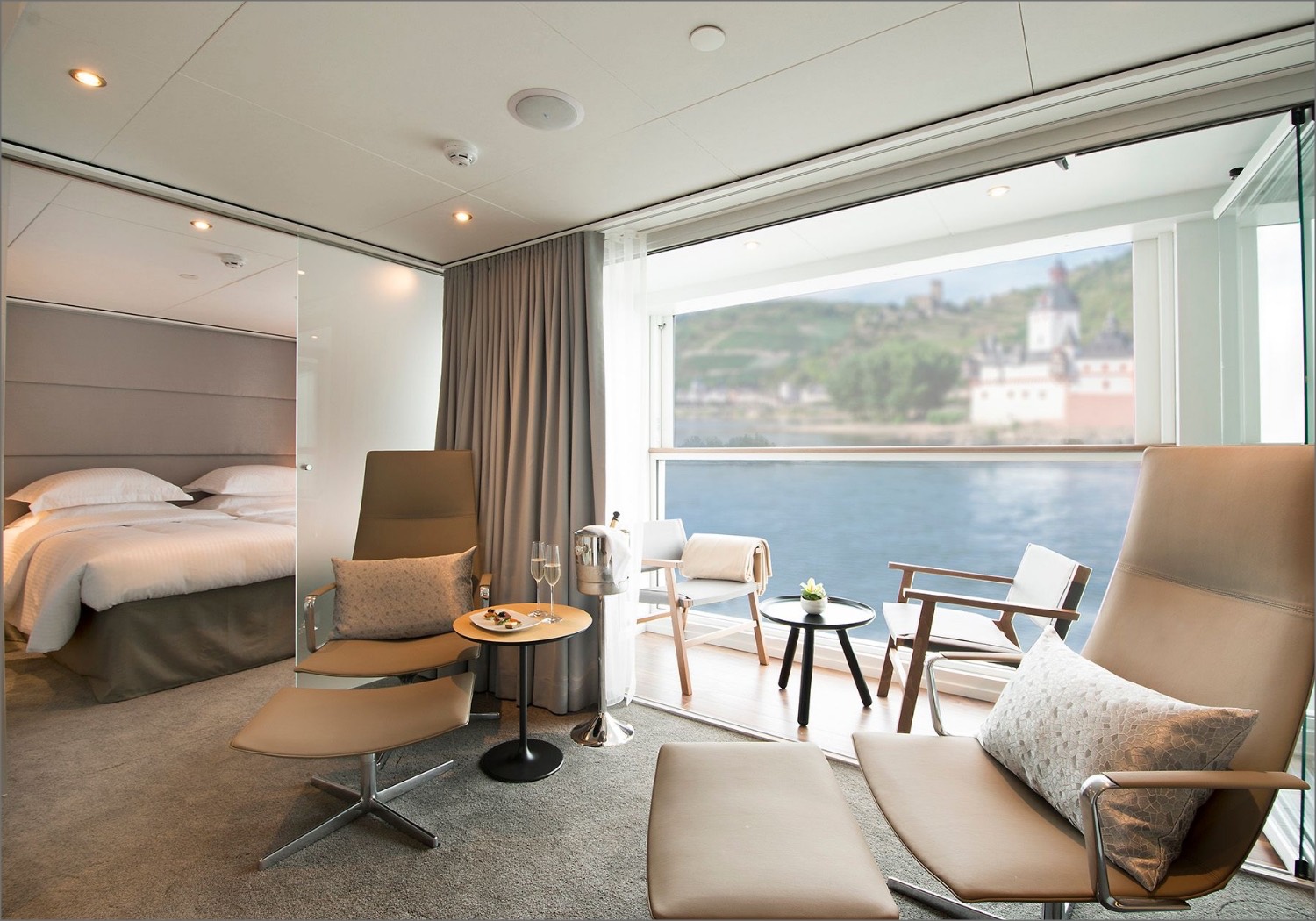 Emerald Liberte Owners Suite Stateroom